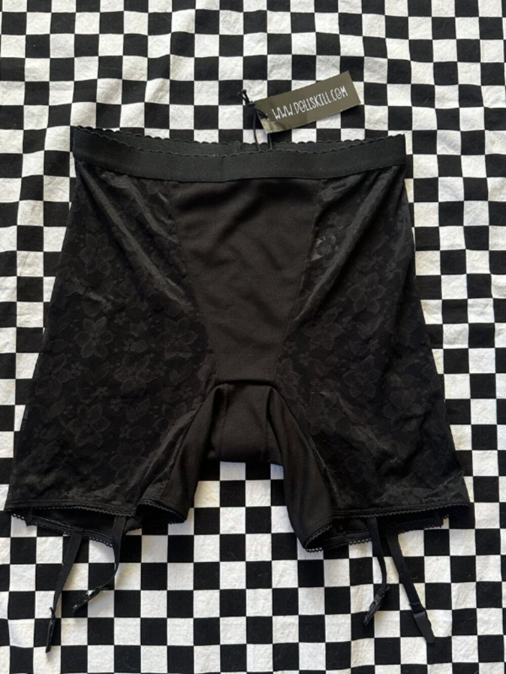 NWT Current Mood Lace Garter Bike Shorts